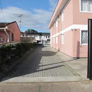 https://edificio-karine-studio-n03.santa-catarina-brasil.com
